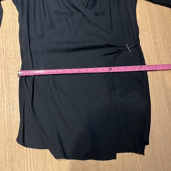 ❌ SOLD ❌ Helmut Lang Black Blouse - Picture 8 of 8